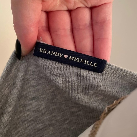 Brandy Melville button up top - Picture 2 of 2